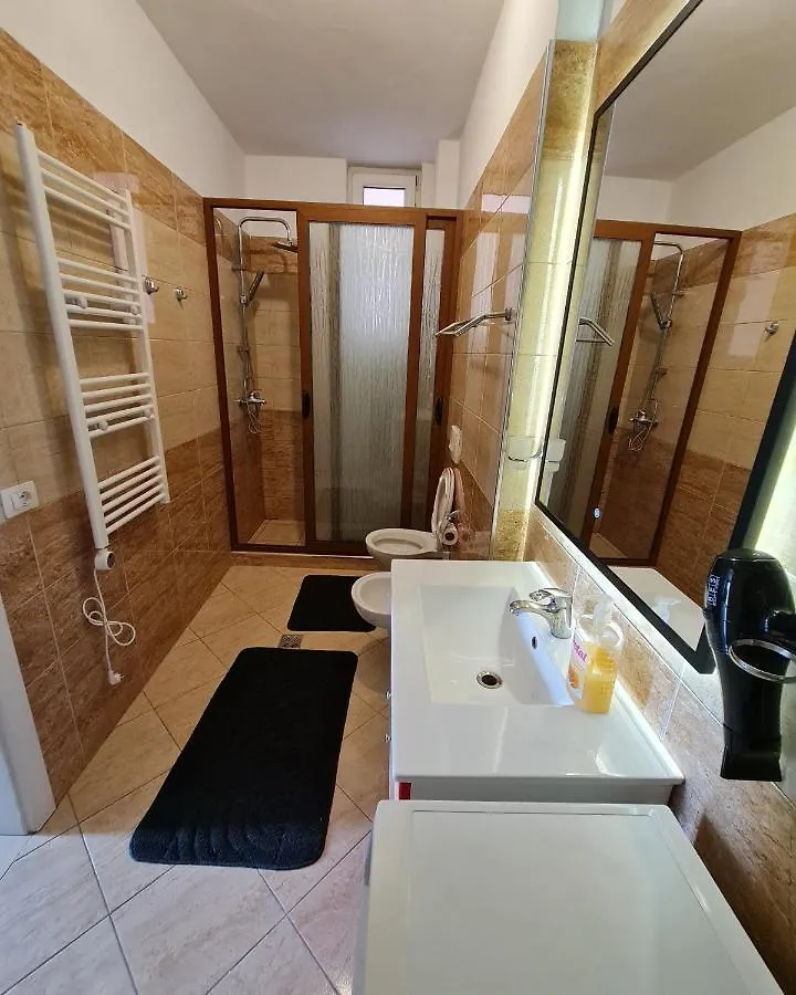 6Th Floor Apartments, Apartament Tirana Apartment